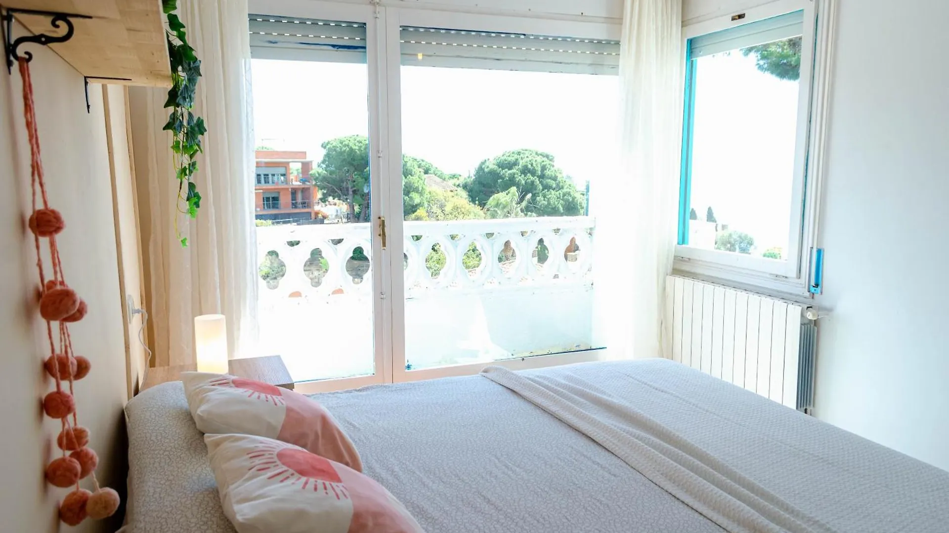 El Riu Del Cel Bed & Breakfast Lloret de Mar 0*,  İspanya